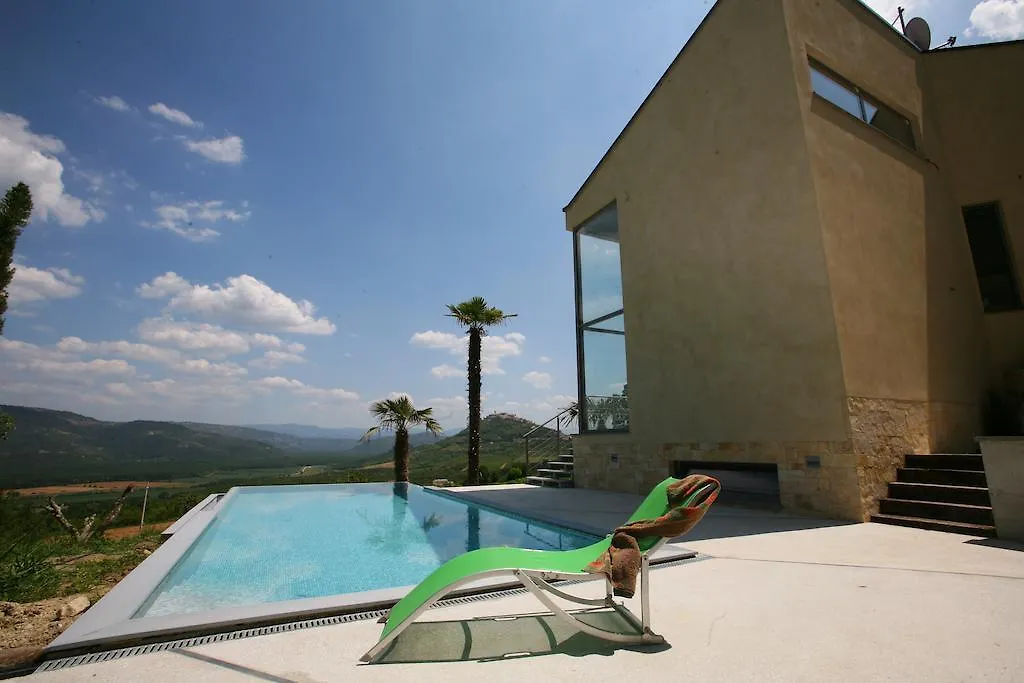 Le Grand Cru Villa Motovun 0*,  Croatia